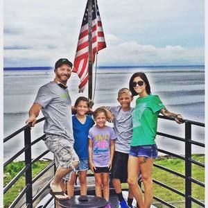 Meet your Posher, D n jen