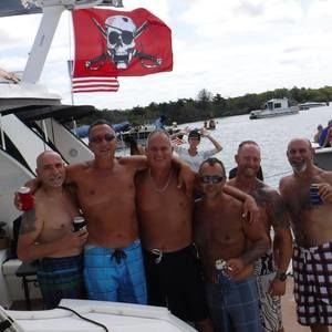 Meet your Posher, Rj