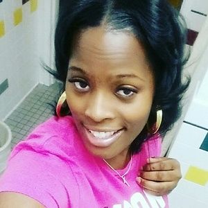 Meet your Posher, Amber