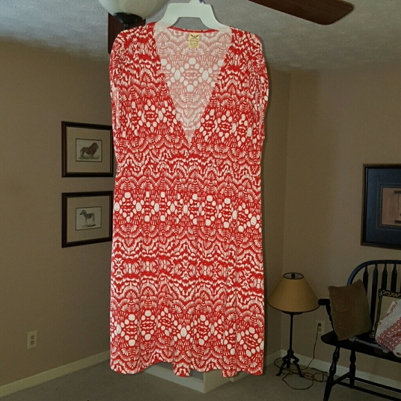 Adorable red & white dress