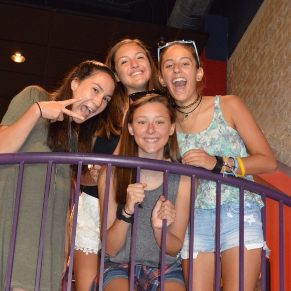 Meet your Posher, Jordyn