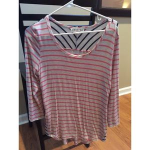 Very cute stripped tee