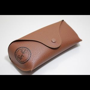 Ray-Ban Brown Leather Case with Cleaning Cloth
