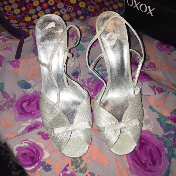 Nina silver formal shoes