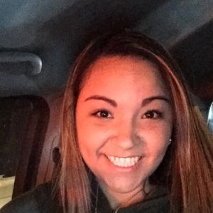 Meet your Posher, Alyssa
