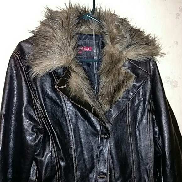 Jacket - Picture 2 of 4