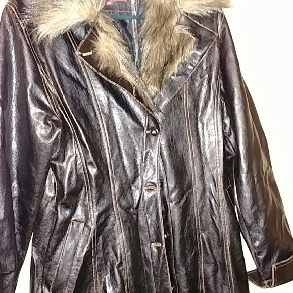 Jacket - Picture 3 of 4