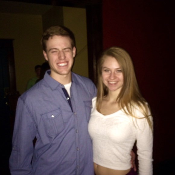 Meet your Posher, Hailey - Picture 4 of 4