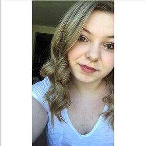 Meet your Posher, Ashleigh