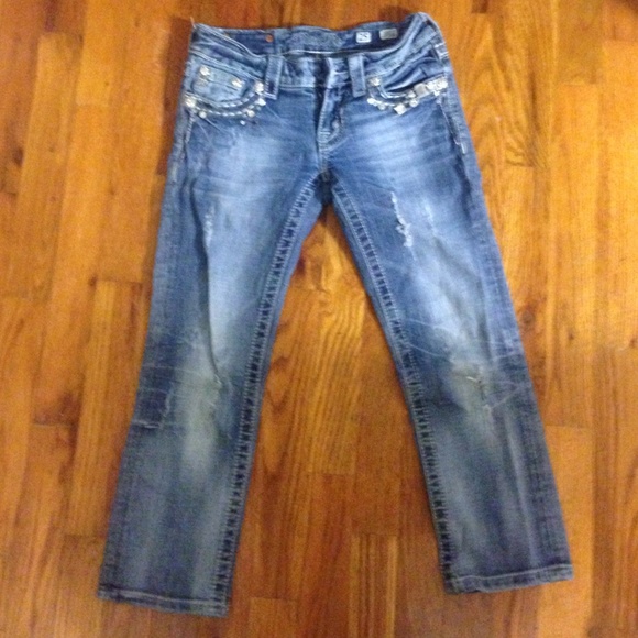 Size 25 miss me capris