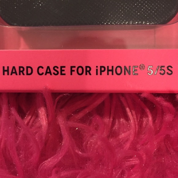 Victoria's Secret IPhone 5/5s case💕 - Picture 3 of 3