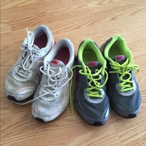 2 pairs of Nike reax run shoes