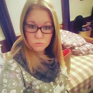 Meet your Posher, Paula