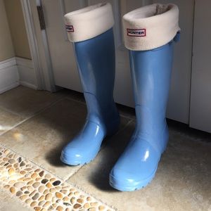 Original Tall light blue Hunter boots with socks