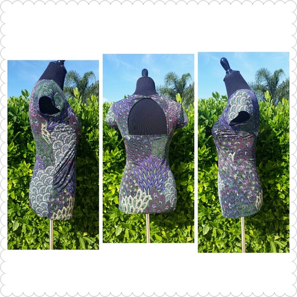 Sold in bundle. Colorful top - Picture 3 of 4