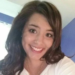 Meet your Posher, Emileigh