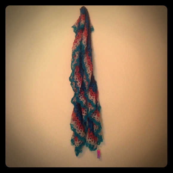 Ruffled Fall Scarf NWT