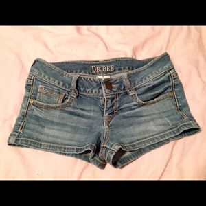 Decree Jean shorts