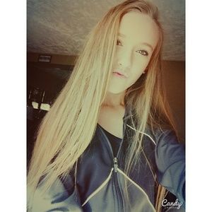 Meet your Posher, Shyleigh