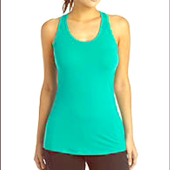🌟Lucy Workout Top🌟