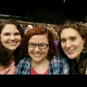 Meet your Posher, Hope