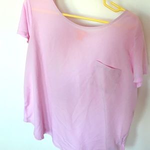 Two material one pocket pink t-shirt