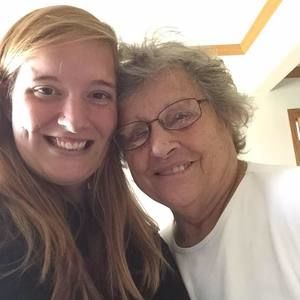 Meet your Posher, Alecia