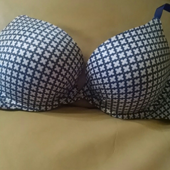 34DD Victoria secret Fabulous bra