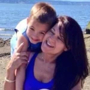 Meet your Posher, Vicki