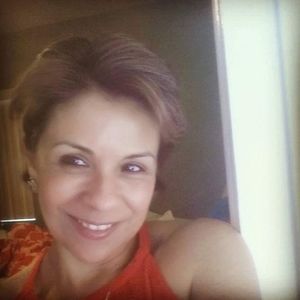 Meet your Posher, Yolanda