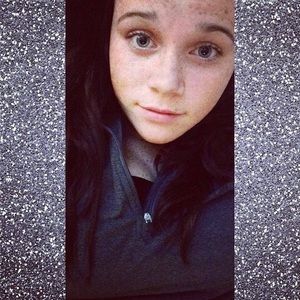 Meet your Posher, Olivia