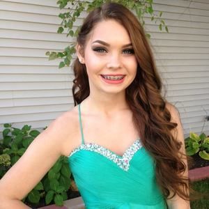 Meet your Posher, Dawn