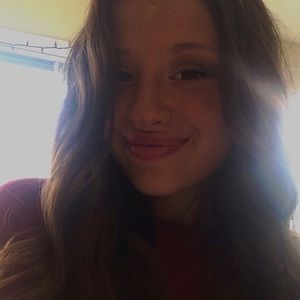 Meet your Posher, Elle