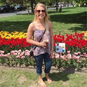 Meet your Posher, Alison