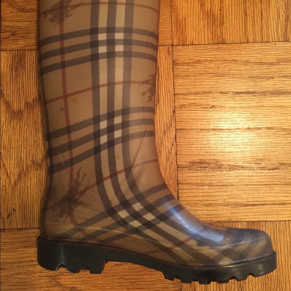 Authentic Burberry House Check Rain Boot Size 39 - Picture 1 of 4