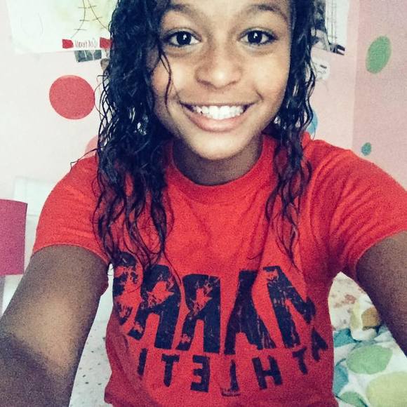 Meet your Posher, Olivia