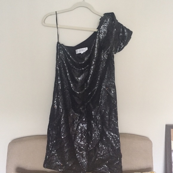 Badgley Mischka Dresses & Skirts - Mark & James Badgley Mischka sequin dress size 8