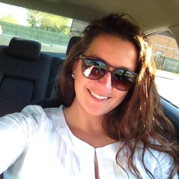 Meet your Posher, Lori - Picture 1 of 1