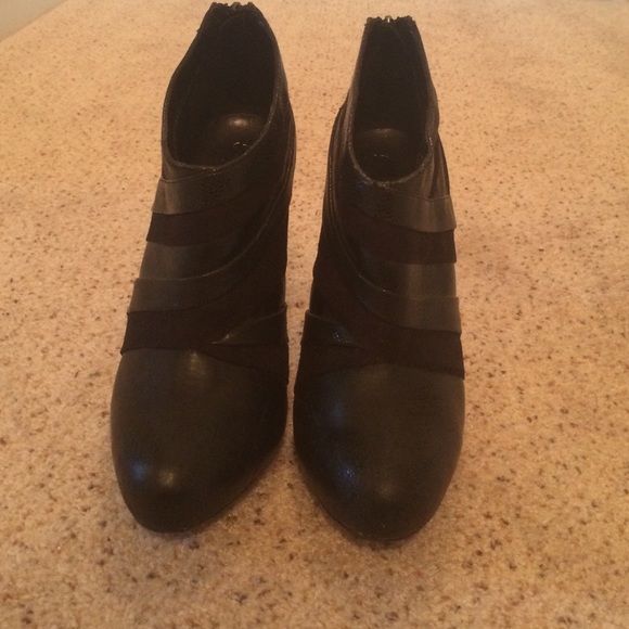 Black booties!!!