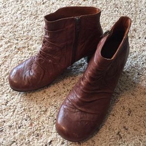 Brown ankle boots