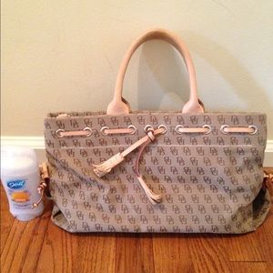 Authentic Dooney & Burke handbag!