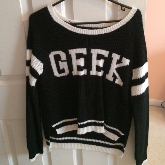 "GEEK" knit sweater.
