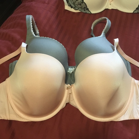 🚫SOLD🚫in bundle Victoria's Secret Bras