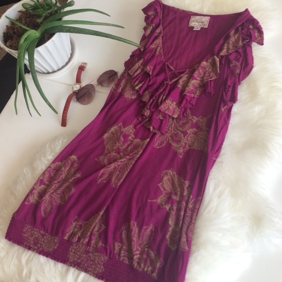 LAST CHANCE --  Soft Anthropologie jersey shirt