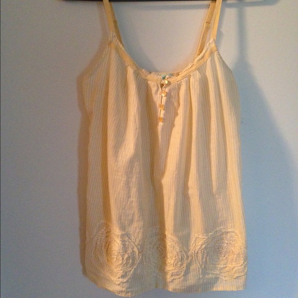 Maurice's tank top
