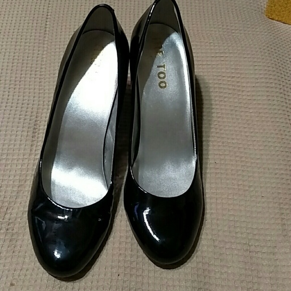 Shoe's