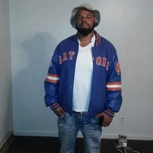 Meet your Posher, Victor