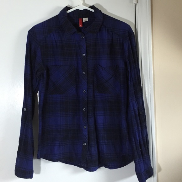 H&M Plaid Button Down Shirt
