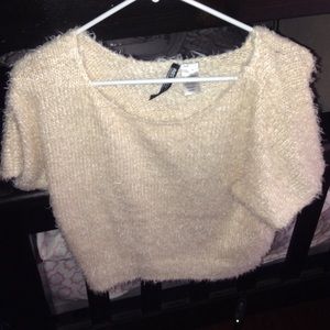 Crop top that is fluffy material
