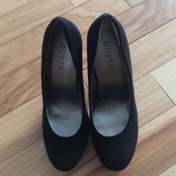 Guess black high heels platform shoes